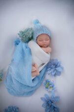 Ivita Full Silicone Tiny Reborn Doll - Image 10