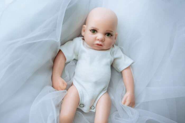 Leal Silicone Cute Reborn Baby Doll - Image 3