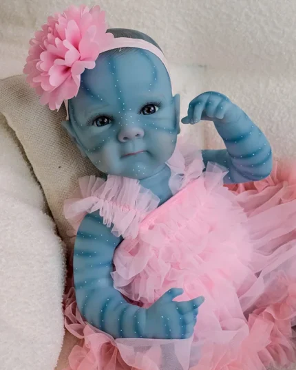 Realistická 49palcová silikonová panenka reborn s ručně malovaným 3D odstínem pleti a měkkými vinylovými prvky.