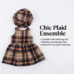 Sada kostkovaných šatů a klobouku pro panenky reborn o velikosti 45 cm, odpovídající doplňky.