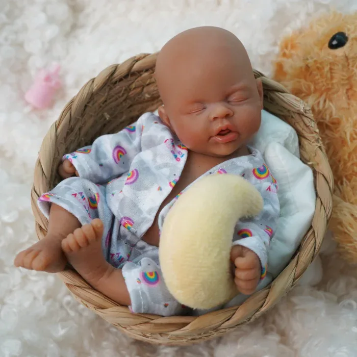 Silikonová panenka miminko, Afroameričanka, 7palcová mini reborn, realistické celé tělo, ideální pro cca.
