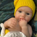 Poupée bébé reborn en silicone, jouet pour nourrisson réaliste, 33 cm en silicone souple, parfaite pour les collectionneurs et les enfants.