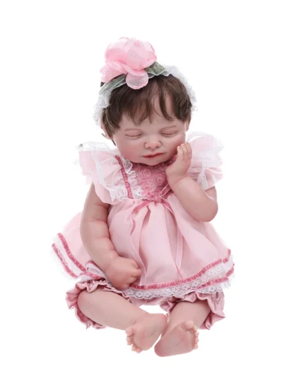 Realistische, 50 cm große Reborn-Babypuppe mit handgefertigten Vinyl-Gesichtszügen, perfekt als Weihnachtsgeschenk.